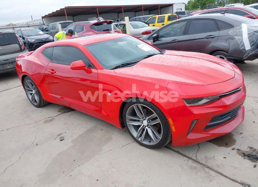 2016 Chevrolet Camaro 2LT (VIN 1G1FD1RS2G0133841) main photo
