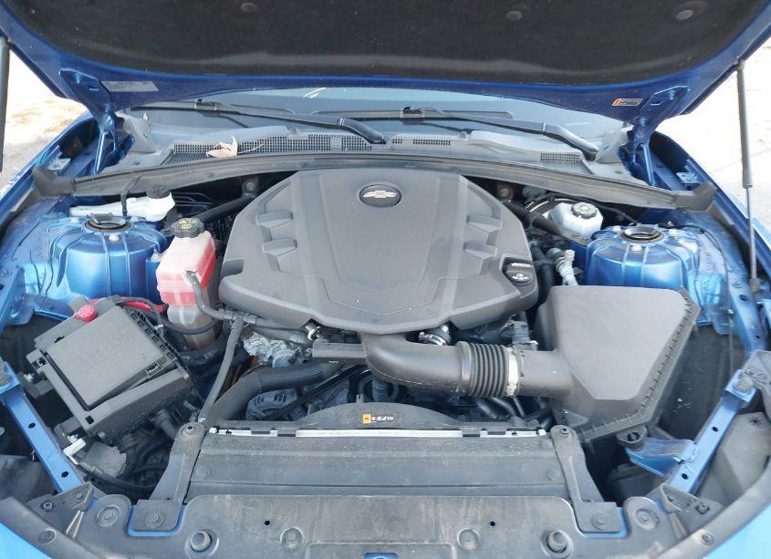 Photo 10 of 2017 Chevrolet Camaro 2LT (VIN 1G1FD1RS2H0153220)