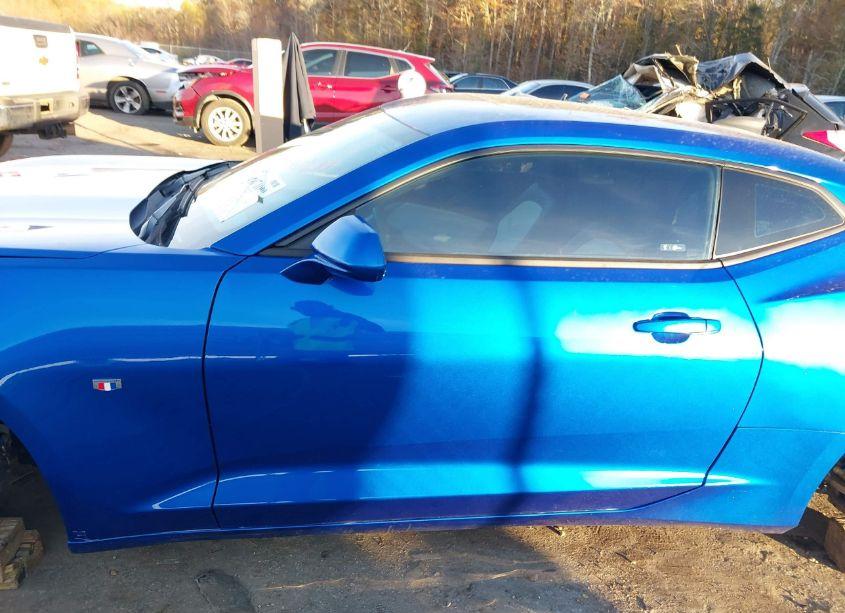 Photo 14 of 2017 Chevrolet Camaro 2LT (VIN 1G1FD1RS2H0153220)