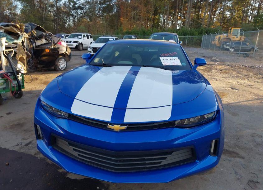 Photo 6 of 2017 Chevrolet Camaro 2LT (VIN 1G1FD1RS2H0153220)