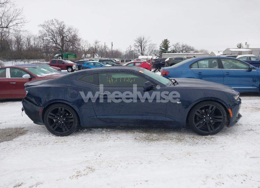 Photo 13 of 2016 Chevrolet Camaro 2LT (VIN 1G1FD1RS3G0134786)