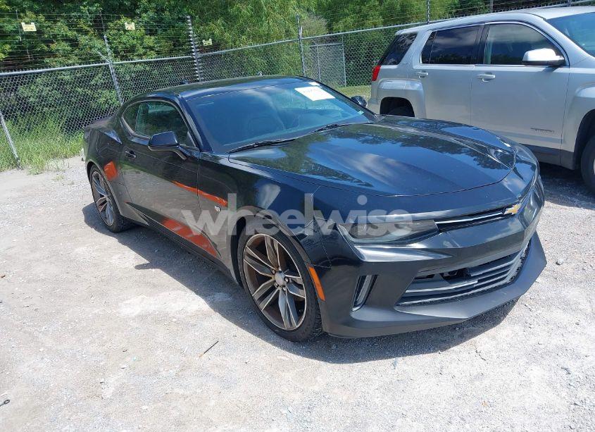 2016 Chevrolet Camaro 2LT (VIN 1G1FD1RS3G0145951) main photo