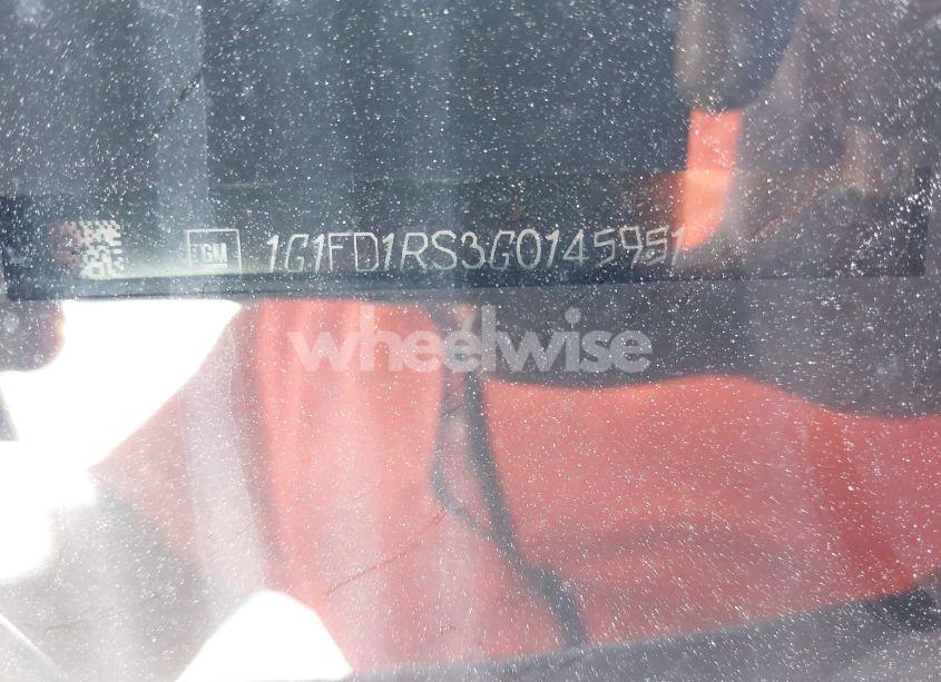 Photo 9 of 2016 Chevrolet Camaro 2LT (VIN 1G1FD1RS3G0145951)