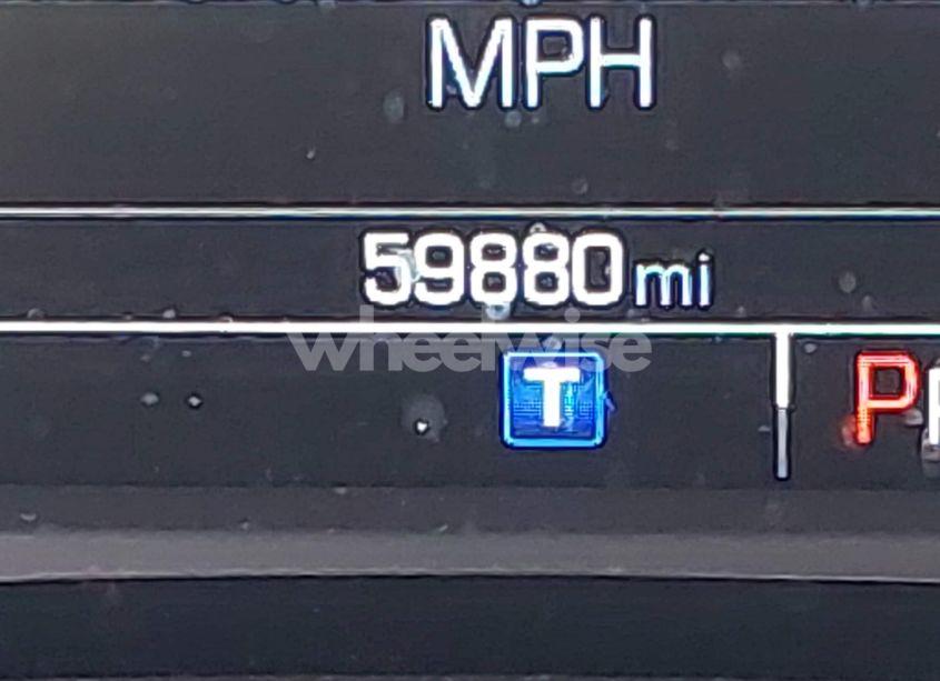 Photo 16 of 2018 Chevrolet Camaro 2LT (VIN 1G1FD1RS3J0142605)