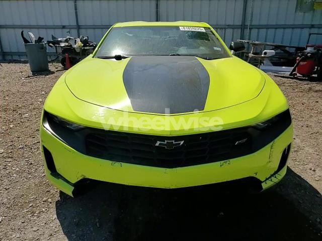Photo 3 of 2020 CHEVROLET CAMARO LT (VIN 1G1FD1RS3L0140114)