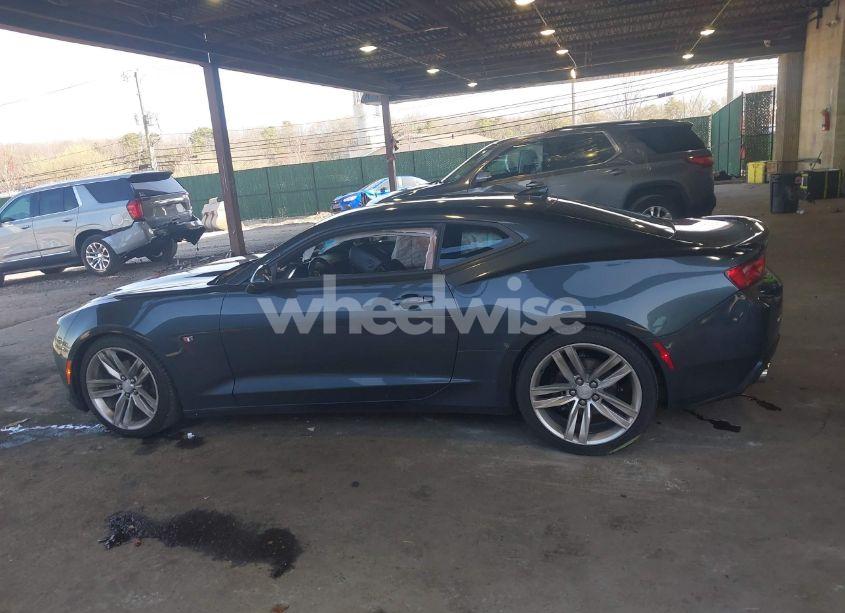 Photo 14 of 2016 Chevrolet Camaro 2LT (VIN 1G1FD1RS4G0107127)