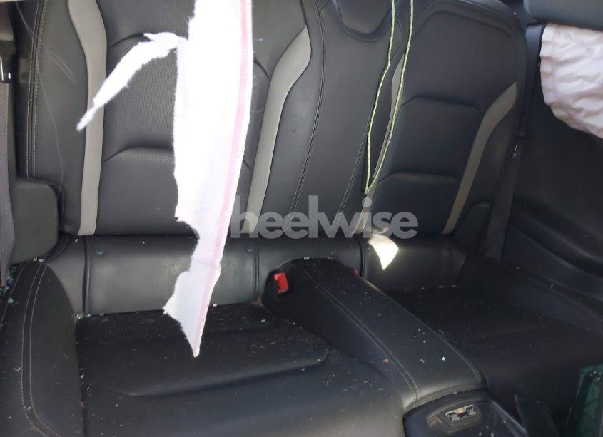 Photo 8 of 2016 Chevrolet Camaro 2LT (VIN 1G1FD1RS4G0125885)