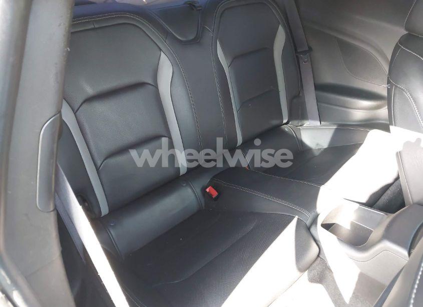 Photo 8 of 2017 Chevrolet Camaro 2LT (VIN 1G1FD1RS5H0107025)