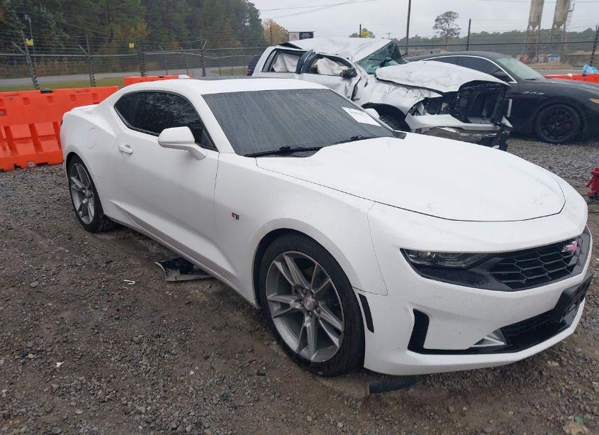 2019 Chevrolet Camaro 2LT (VIN 1G1FD1RS5K0151274) main photo
