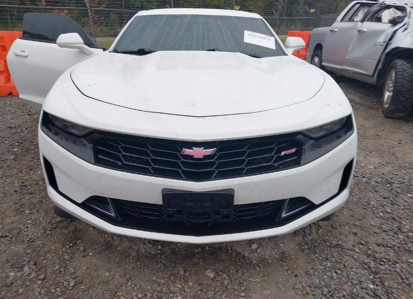 Photo 12 of 2019 Chevrolet Camaro 2LT (VIN 1G1FD1RS5K0151274)