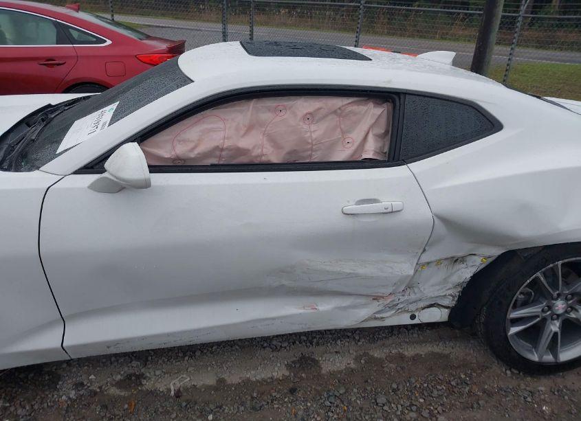 Photo 14 of 2019 Chevrolet Camaro 2LT (VIN 1G1FD1RS5K0151274)