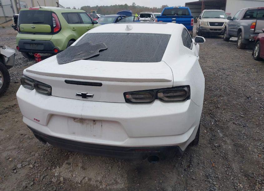 Photo 16 of 2019 Chevrolet Camaro 2LT (VIN 1G1FD1RS5K0151274)