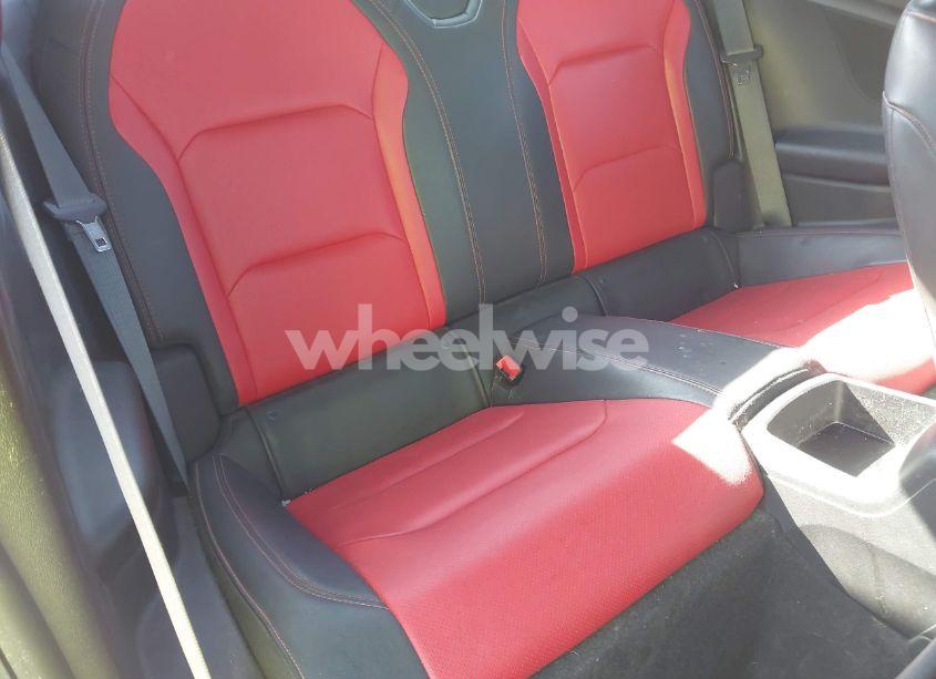 Photo 8 of 2019 Chevrolet Camaro 3LT (VIN 1G1FD1RS6K0133527)