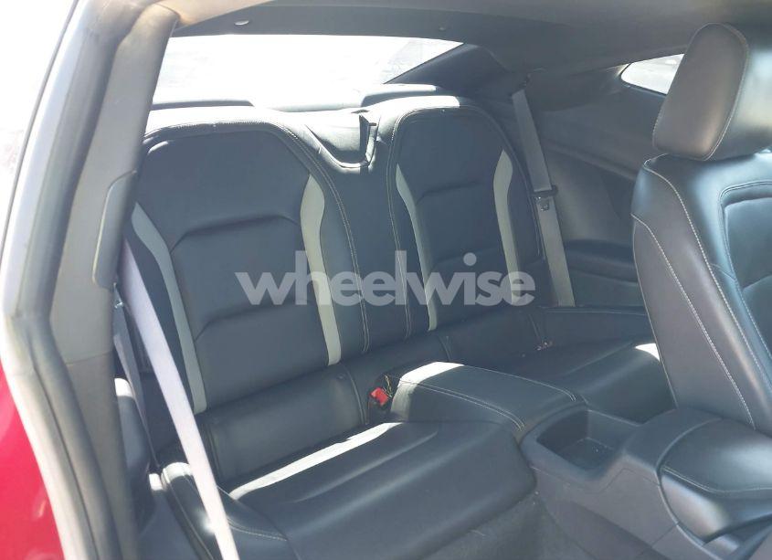 Photo 8 of 2016 Chevrolet Camaro 2LT (VIN 1G1FD1RS7G0140820)