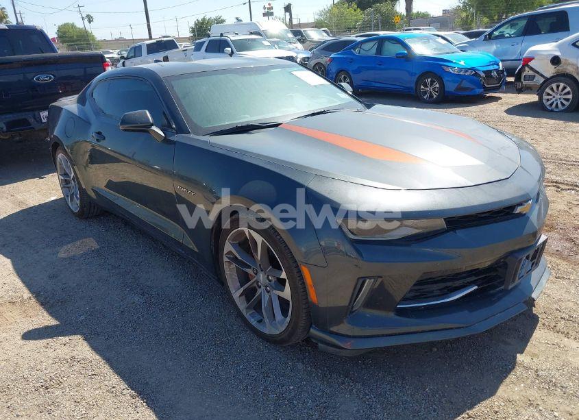 2017 Chevrolet Camaro 2LT (VIN 1G1FD1RS7H0158512) main photo
