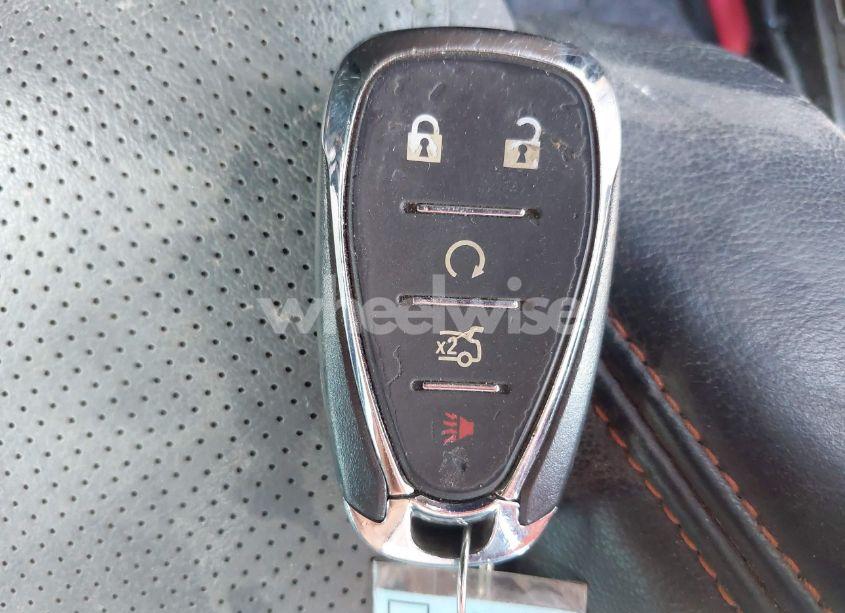 Photo 11 of 2017 Chevrolet Camaro 2LT (VIN 1G1FD1RS7H0158512)