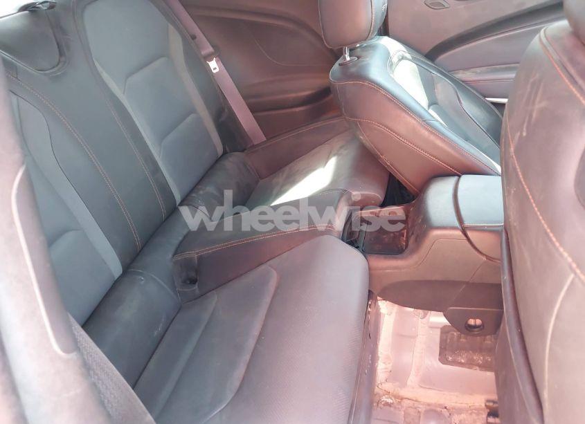 Photo 8 of 2017 Chevrolet Camaro 2LT (VIN 1G1FD1RS7H0158512)