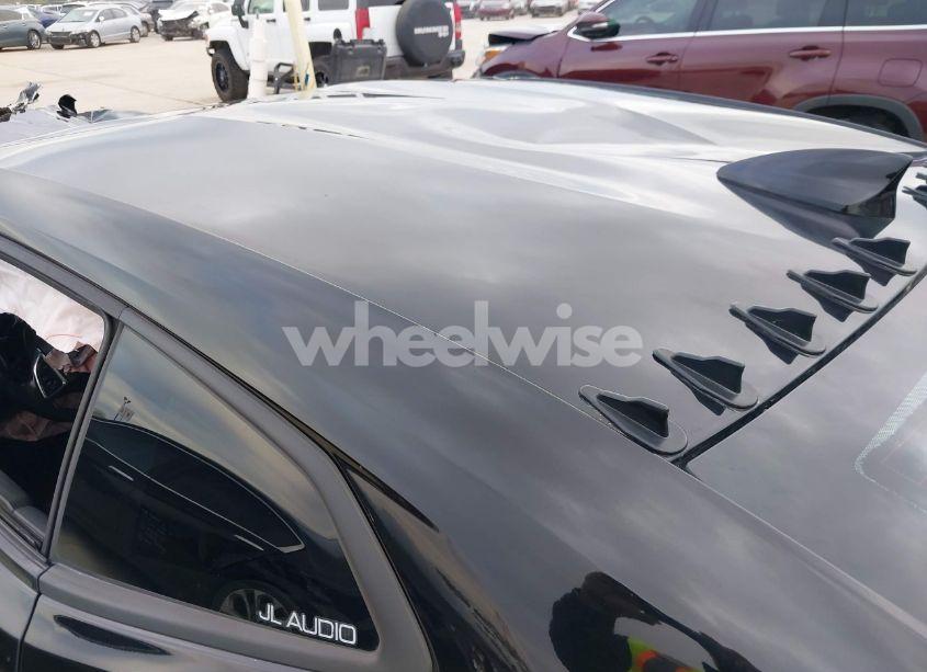 Photo 21 of 2018 Chevrolet Camaro 2LT (VIN 1G1FD1RS7J0145362)