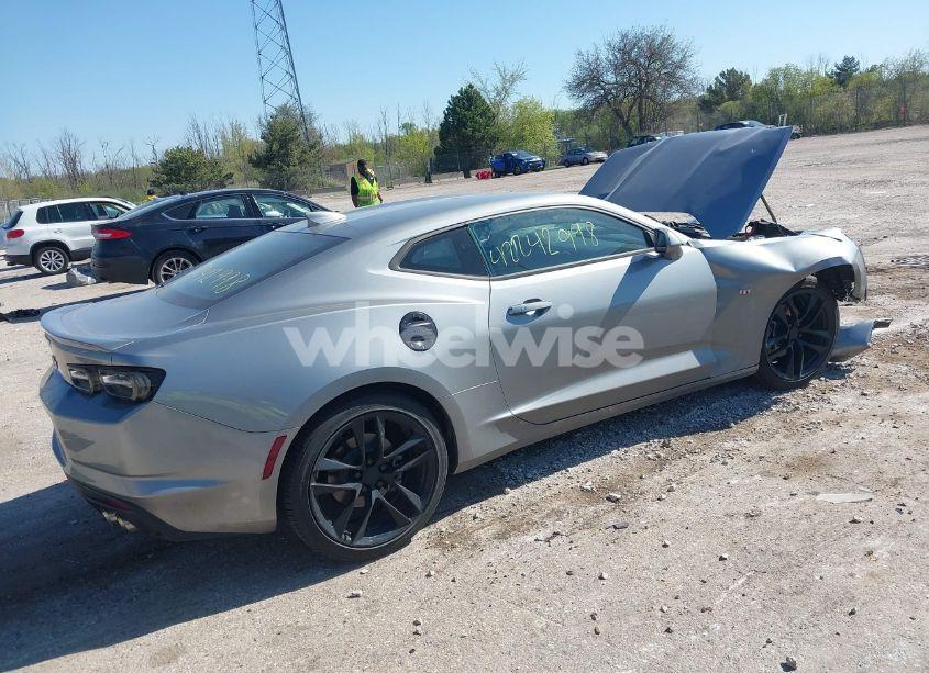 Photo 4 of 2023 Chevrolet Camaro RWD 2LT (VIN 1G1FD1RS7P0155009)