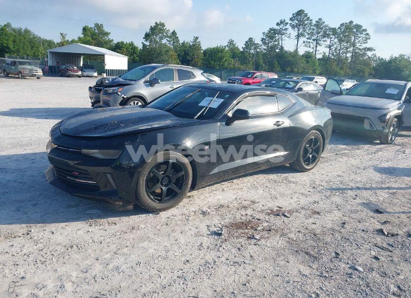 Photo 2 of 2017 Chevrolet Camaro 2LT (VIN 1G1FD1RS8H0192877)