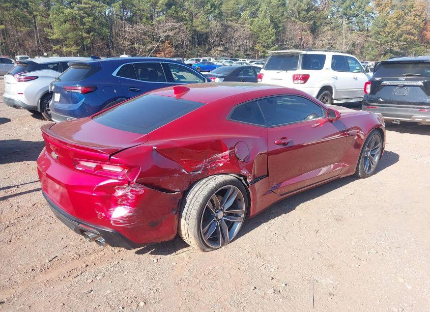 Photo 6 of 2018 Chevrolet Camaro 2LT (VIN 1G1FD1RS8J0127663)