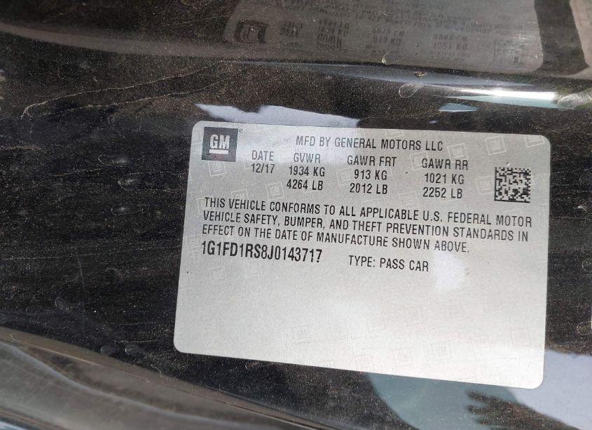 Photo 9 of 2018 Chevrolet Camaro 2LT (VIN 1G1FD1RS8J0143717)