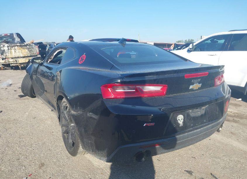 Photo 3 of 2016 Chevrolet Camaro 2LT (VIN 1G1FD1RS9G0120309)