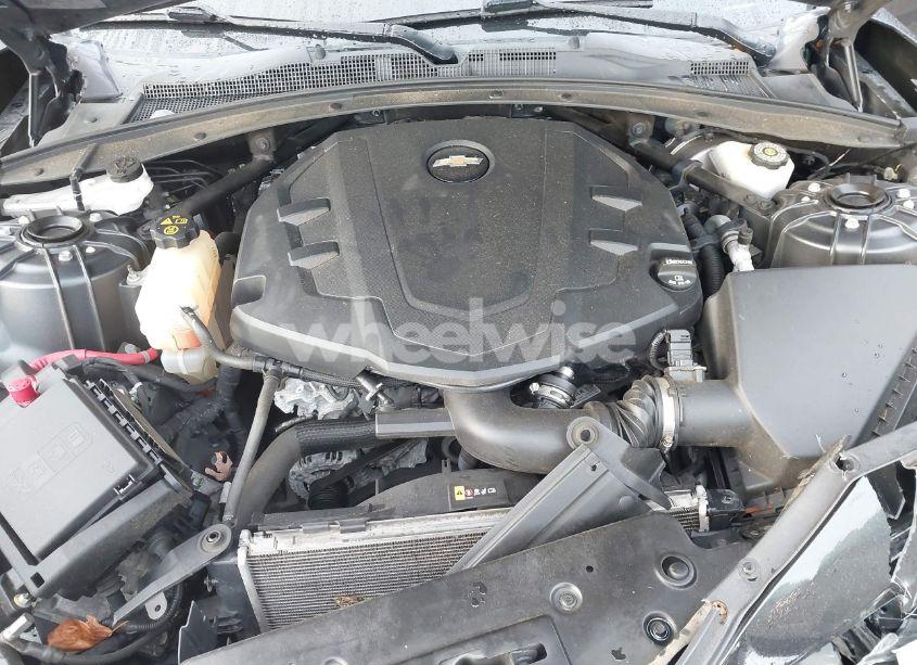 Photo 10 of 2016 Chevrolet Camaro 2LT (VIN 1G1FD1RS9G0143279)