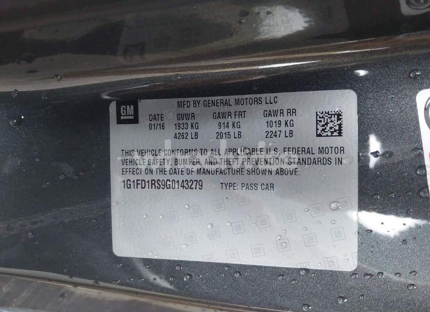 Photo 9 of 2016 Chevrolet Camaro 2LT (VIN 1G1FD1RS9G0143279)