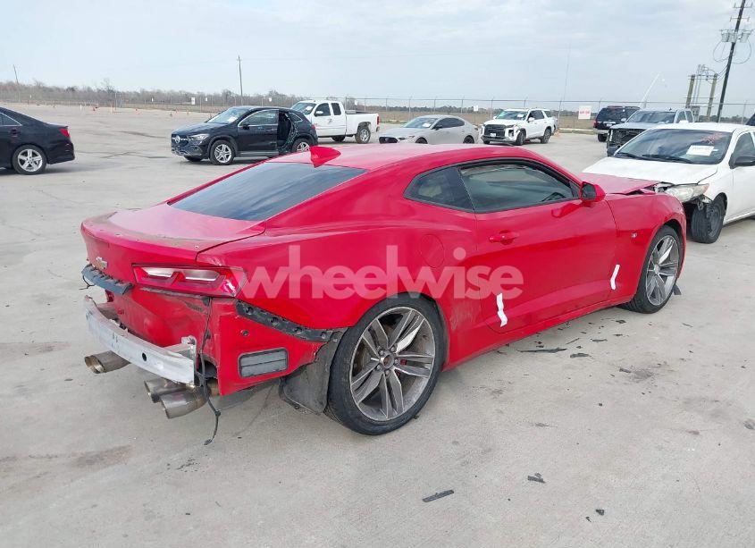 Photo 4 of 2017 Chevrolet Camaro 2LT (VIN 1G1FD1RS9H0171021)