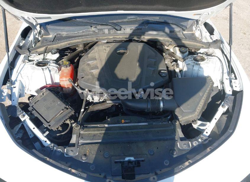 Photo 10 of 2016 Chevrolet Camaro 2LT (VIN 1G1FD1RSXG0139127)