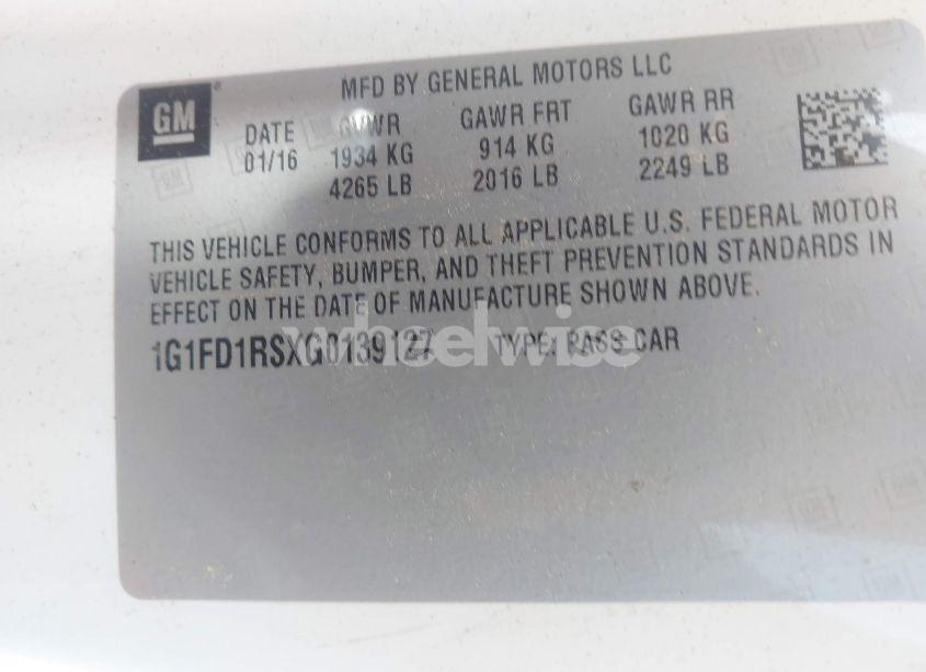 Photo 9 of 2016 Chevrolet Camaro 2LT (VIN 1G1FD1RSXG0139127)