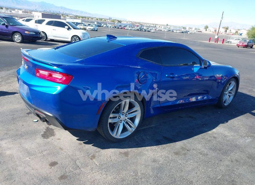 Photo 4 of 2016 Chevrolet Camaro 2LT (VIN 1G1FD1RSXG0148944)