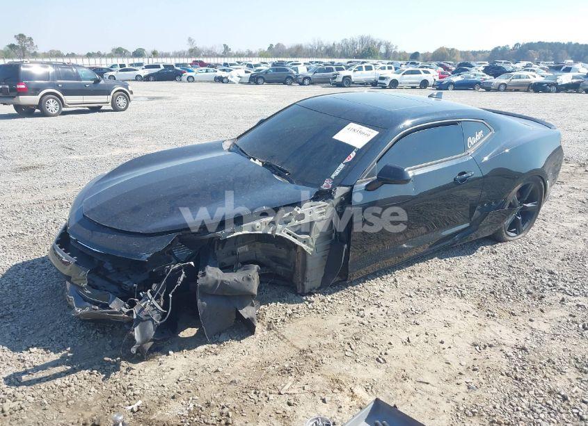 Photo 2 of 2017 Chevrolet Camaro 2LT (VIN 1G1FD1RSXH0141137)