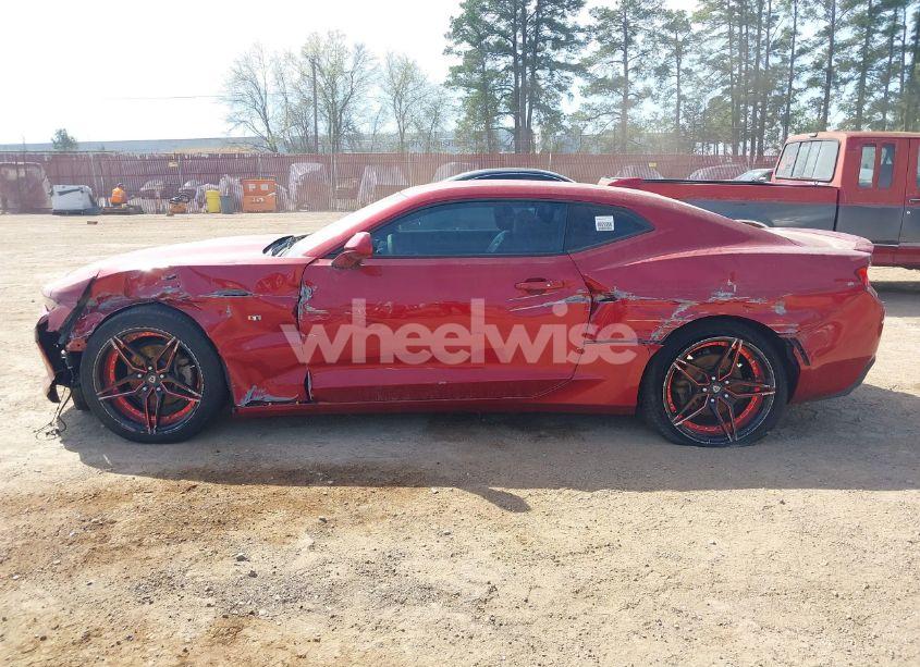 Photo 14 of 2017 Chevrolet Camaro 2LT (VIN 1G1FD1RSXH0168452)