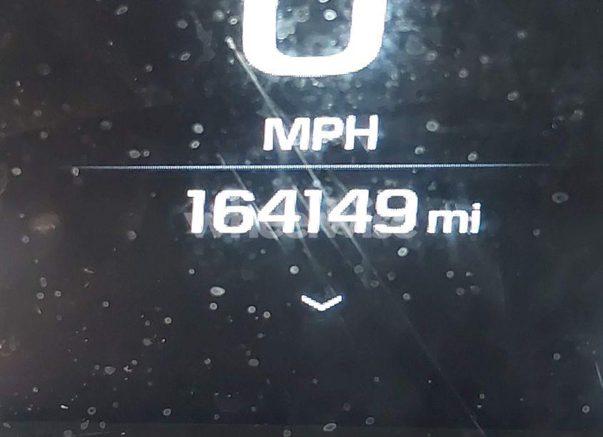 Photo 7 of 2017 Chevrolet Camaro 2LT (VIN 1G1FD1RSXH0168452)