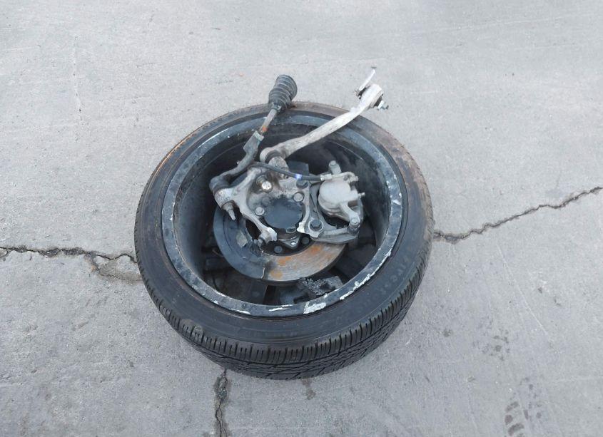 Photo 12 of 2017 Chevrolet Camaro 2LT (VIN 1G1FD1RSXH0214572)