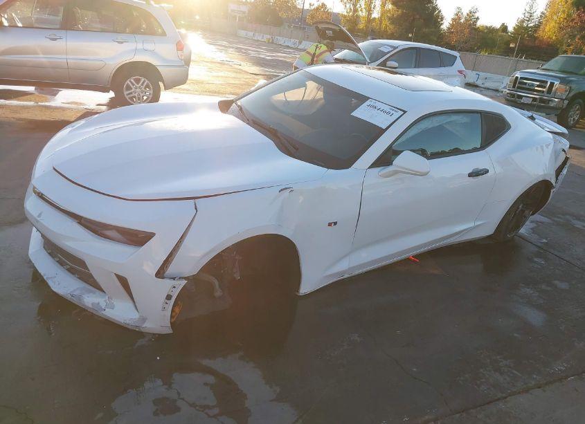 Photo 2 of 2017 Chevrolet Camaro 2LT (VIN 1G1FD1RSXH0214572)