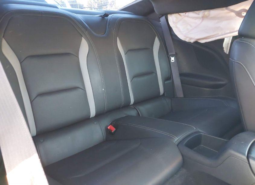 Photo 8 of 2017 Chevrolet Camaro 2LT (VIN 1G1FD1RSXH0214572)