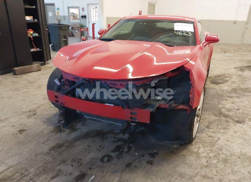 Photo 6 of 2021 Chevrolet Camaro RWD 2LT (VIN 1G1FD1RSXM0104809)