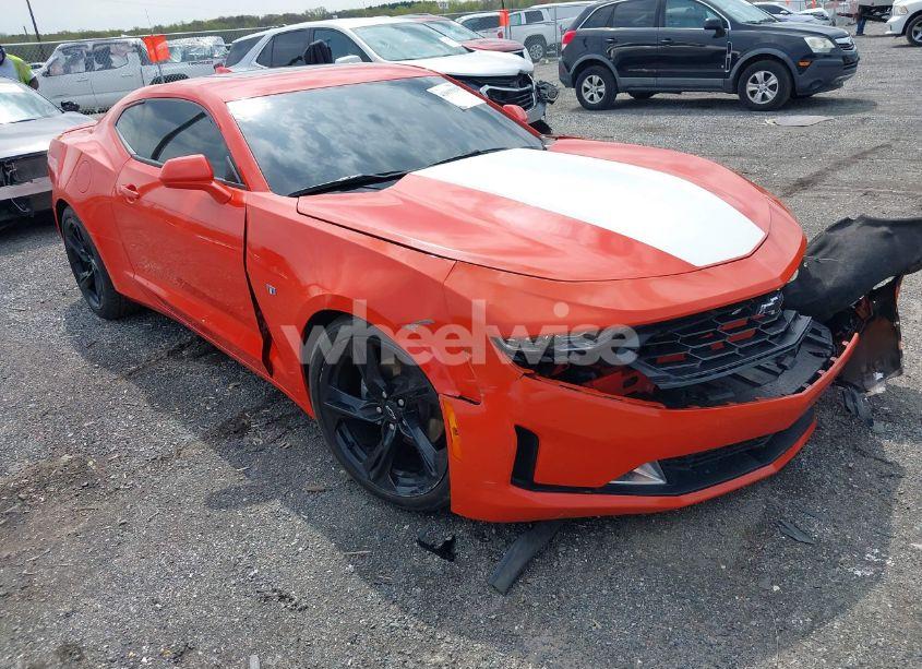 2021 Chevrolet Camaro RWD 2LT (VIN 1G1FD1RSXM0131203) main photo