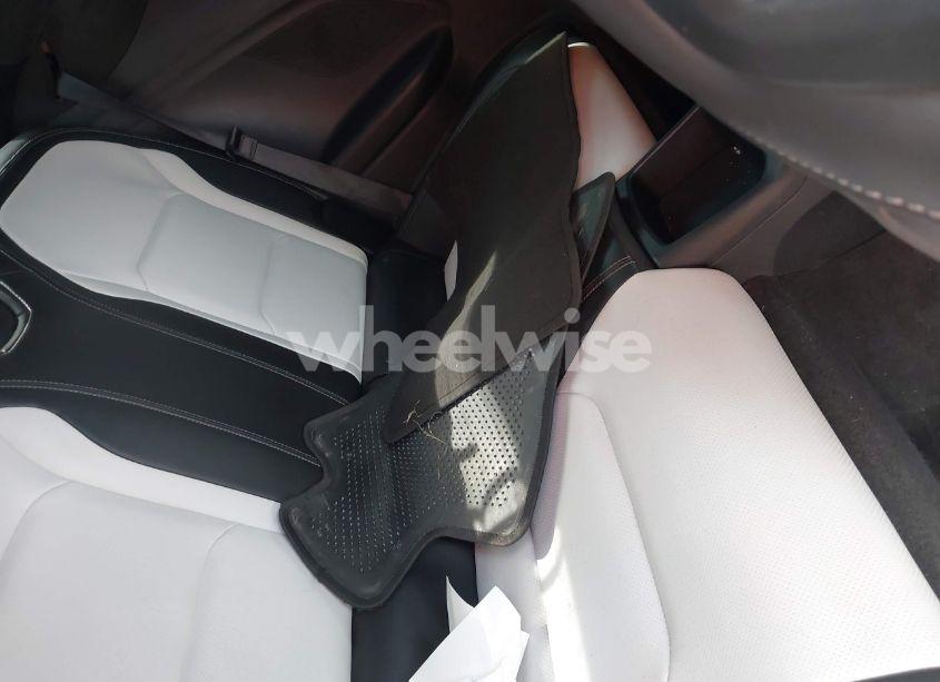 Photo 8 of 2021 Chevrolet Camaro RWD 2LT (VIN 1G1FD1RSXM0131203)