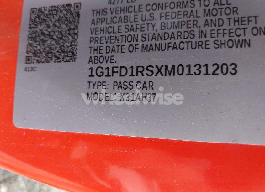 Photo 9 of 2021 Chevrolet Camaro RWD 2LT (VIN 1G1FD1RSXM0131203)