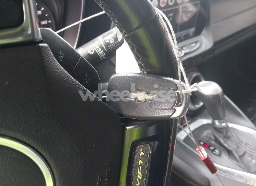 Photo 11 of 2017 Chevrolet Camaro 2LT (VIN 1G1FD1RXXH0169936)