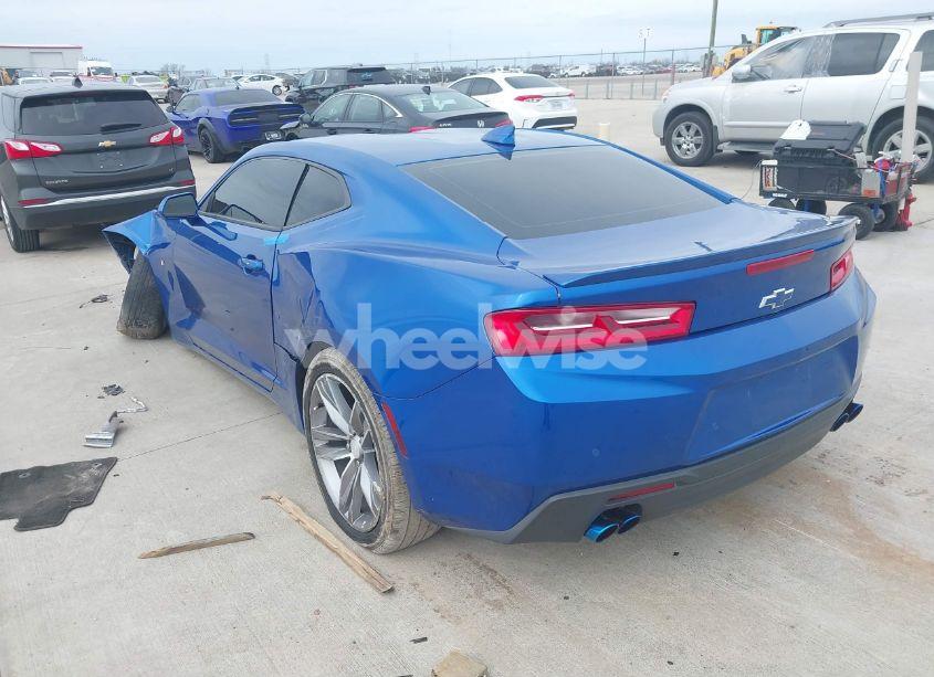 Photo 3 of 2017 Chevrolet Camaro 2LT (VIN 1G1FD1RXXH0169936)