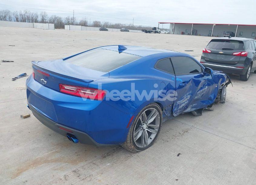 Photo 4 of 2017 Chevrolet Camaro 2LT (VIN 1G1FD1RXXH0169936)
