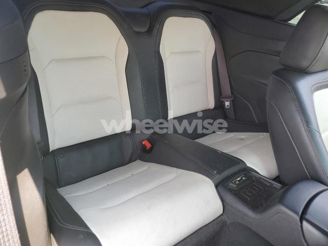 Photo 2 of 2021 CHEVROLET CAMARO LT (VIN 1G1FD3DS0M0100013)