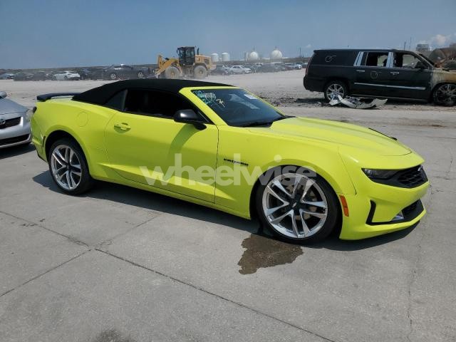 Photo 4 of 2021 CHEVROLET CAMARO LT (VIN 1G1FD3DS0M0100013)