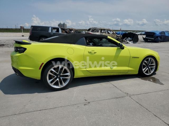 Photo 6 of 2021 CHEVROLET CAMARO LT (VIN 1G1FD3DS0M0100013)