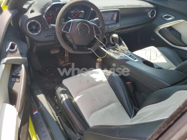 Photo 8 of 2021 CHEVROLET CAMARO LT (VIN 1G1FD3DS0M0100013)
